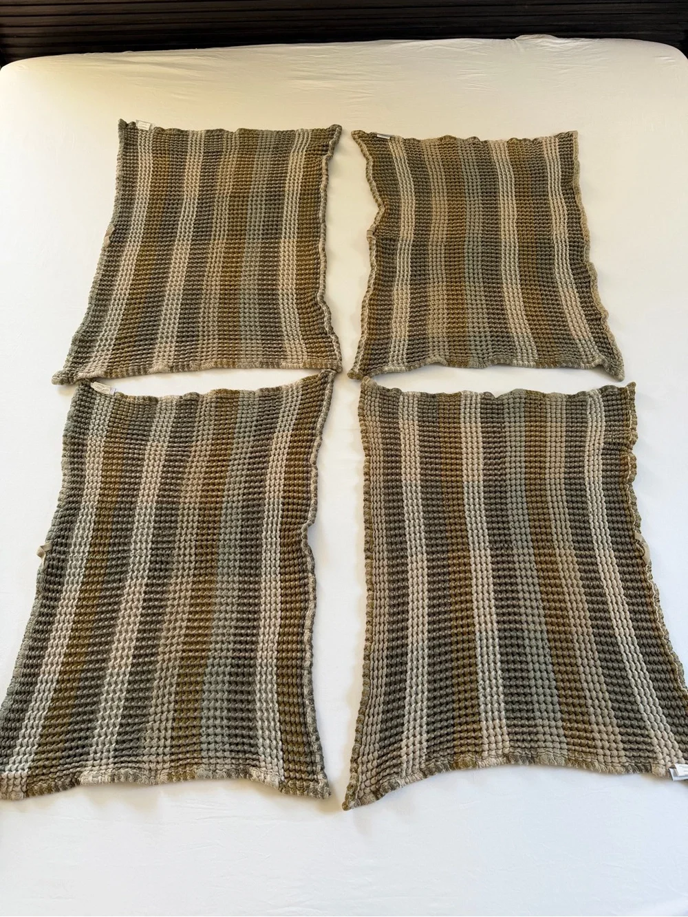 Parachute organic plaid